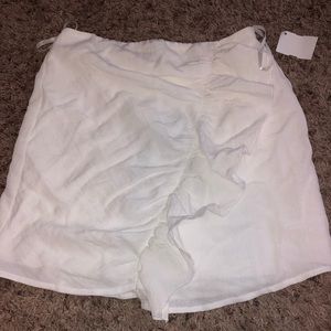 impeccable pig NWT white skirt size small